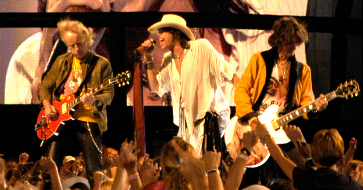 Aerosmith-wikimedia-commons Aerosmith on stage