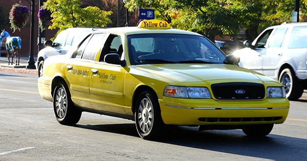 taxi-438824_1920